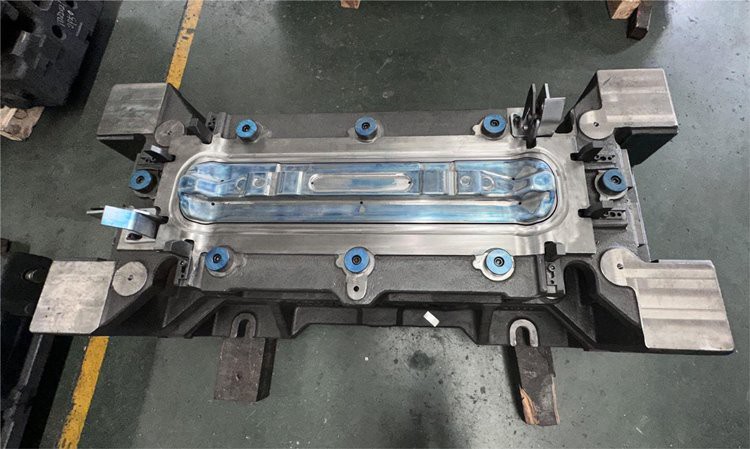 Единична матрица за отливане